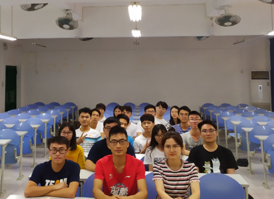 图9：大合照.jpg