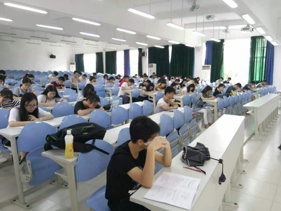 第十五届科技学术节丨第四届“小码哥”杯信息搜索大赛初赛圆满结束