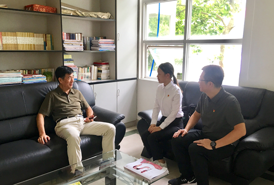 座谈会现åu009C?