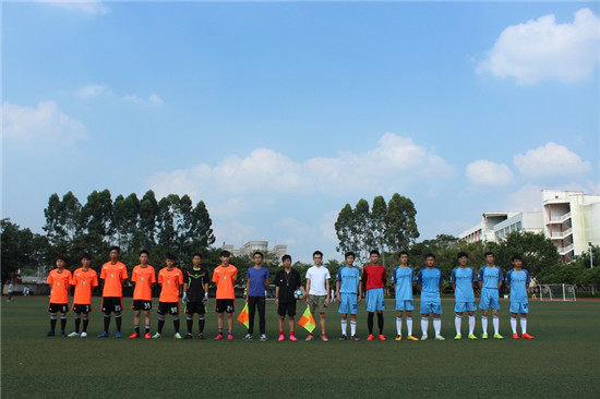 迎难而上，顽强拼搏——“迎新杯”足球赛计算机系首战