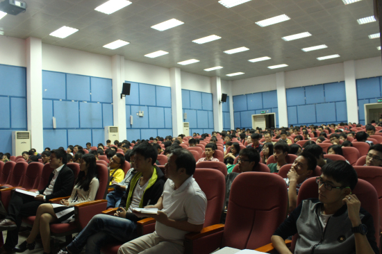 第十四届“挑战杯”项目指导培训讲座顺利举行