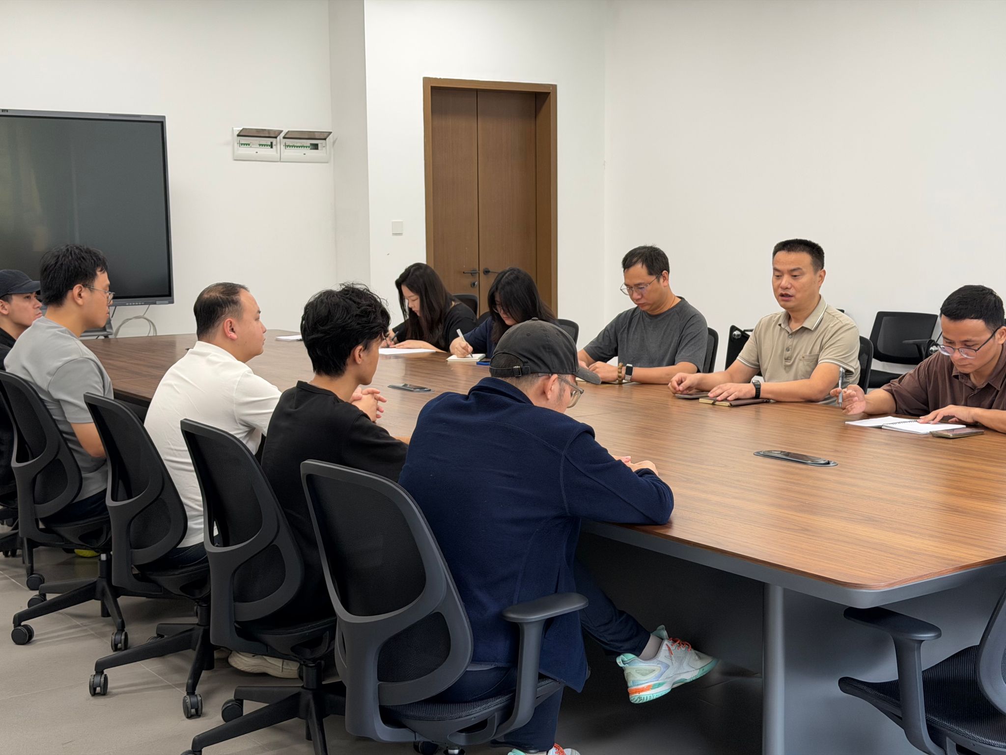 统筹收官谋划新局 聚力攻坚提质发展——江门校区教务与教学保障部召开期末重点工作部署专题会议